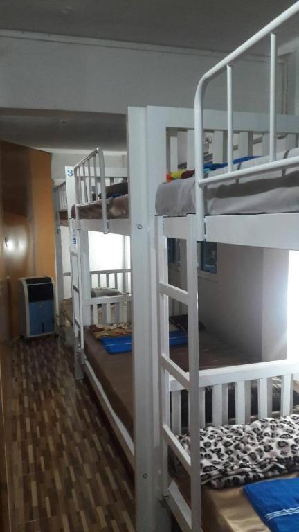 Sleep Break Hostel Sathon Бангкок Экстерьер фото
